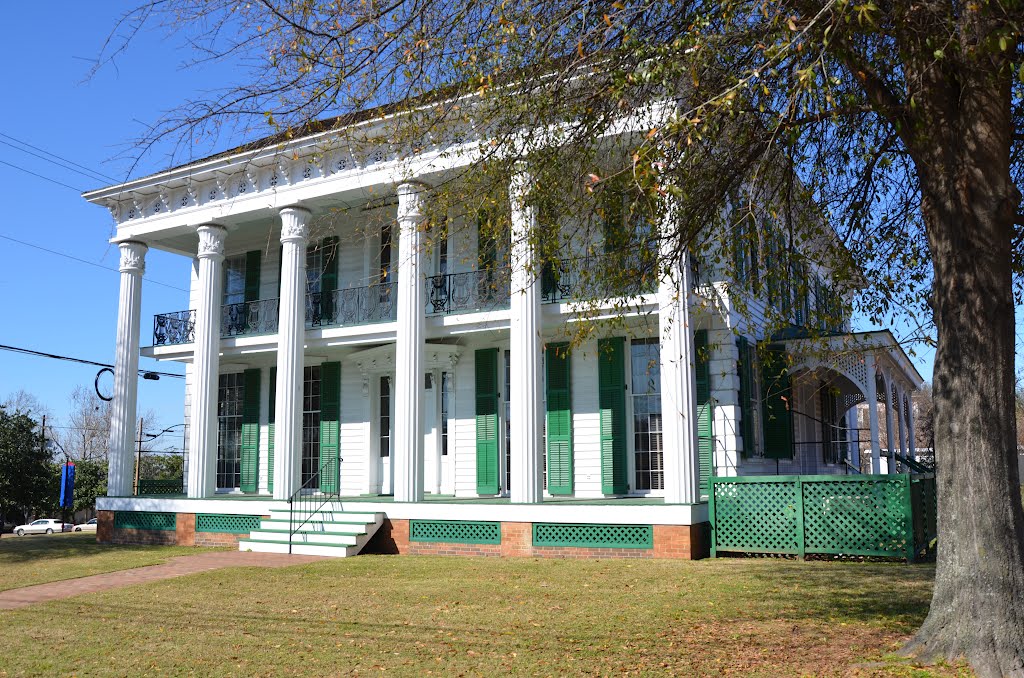 Thompson Mansion