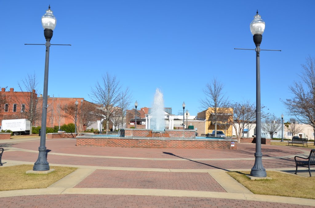 Courthouse Square Fountain