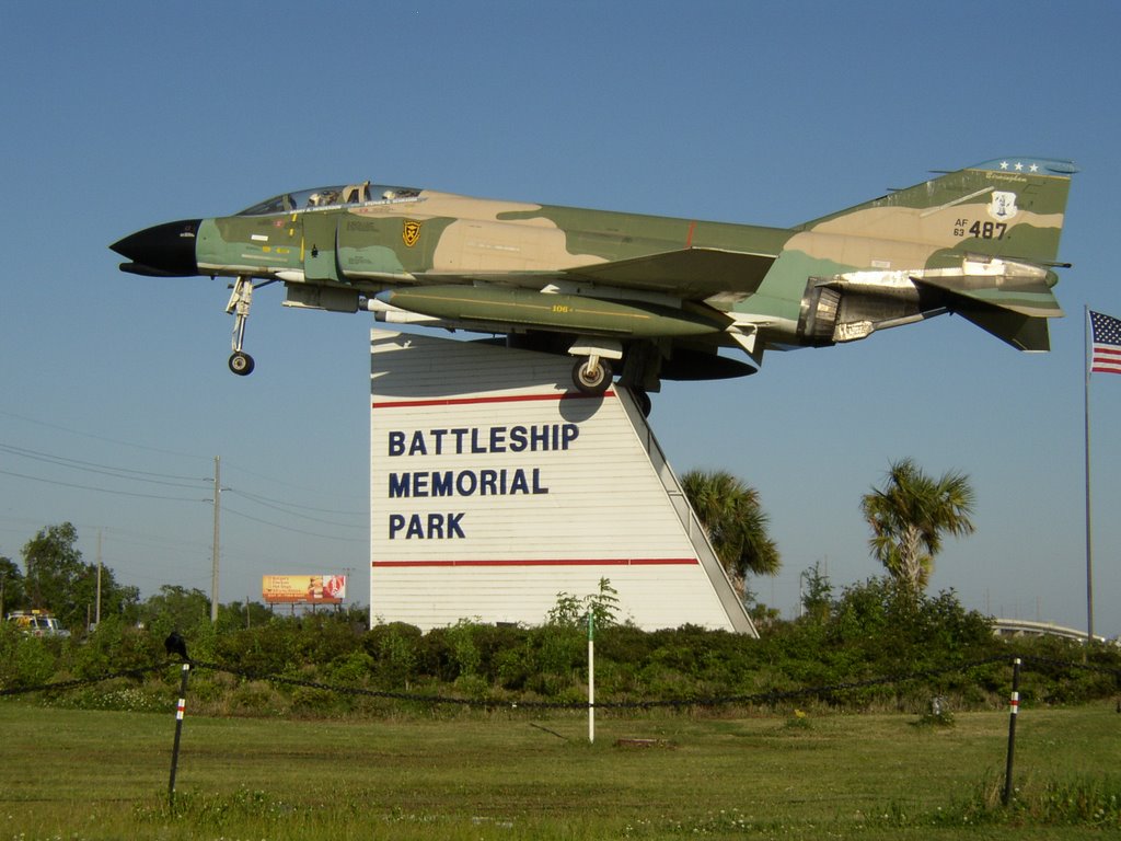 Entrance to Battleship Memorial Park