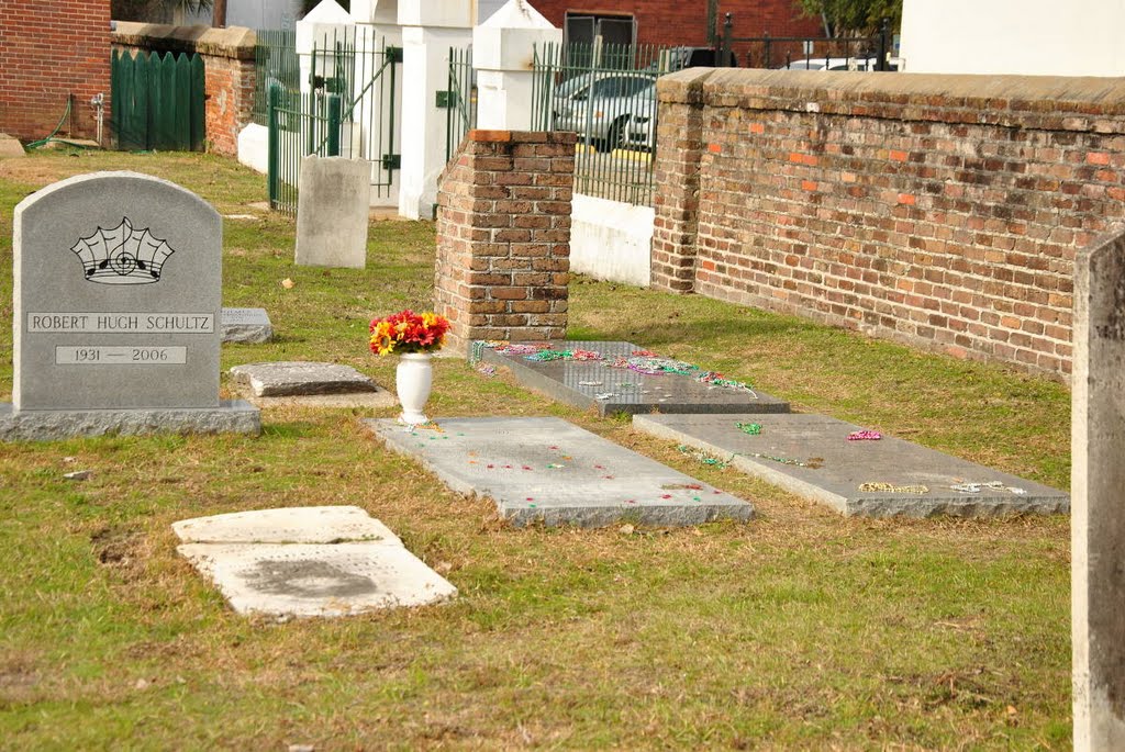 Church Street Cemetery - Mobile, Alabama - Grave of Joe Cain - Back Right