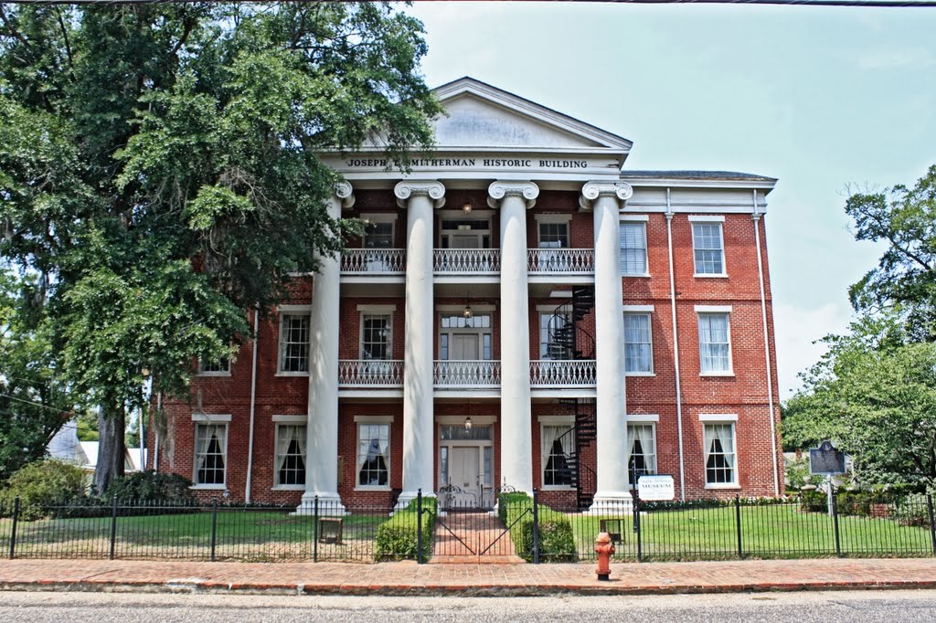 Former Dallas County Courthouse - Built 1847