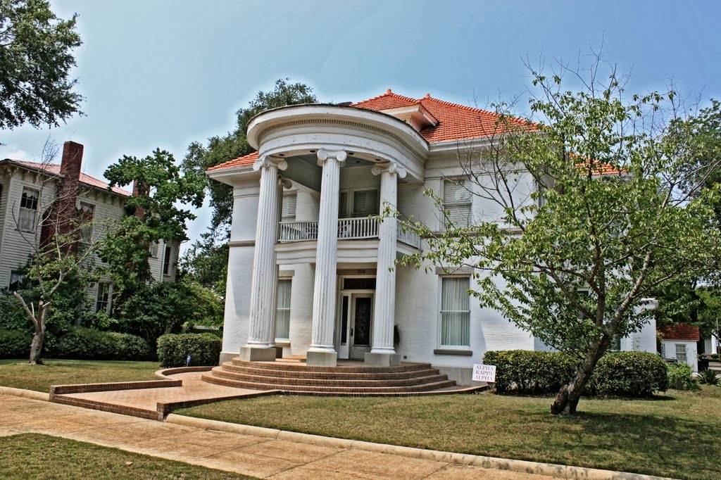 Alpha Kappa Alpha House