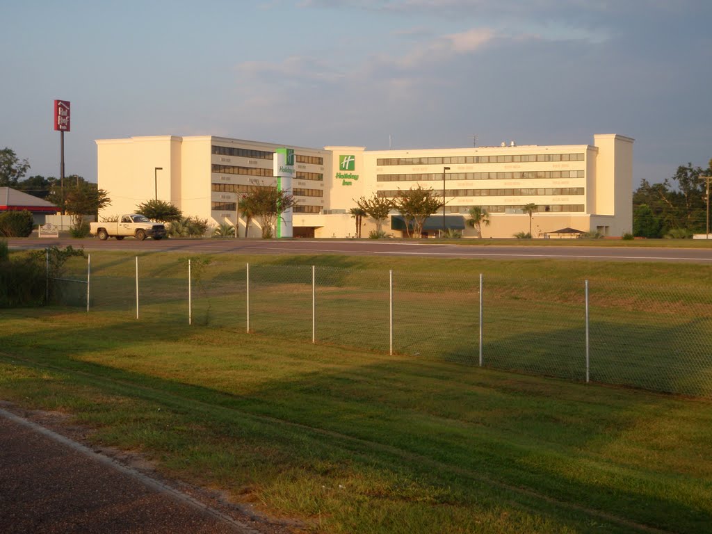 Holiday Inn Mobile West