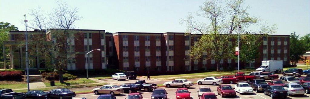 Alumni Hall (B-Wing)