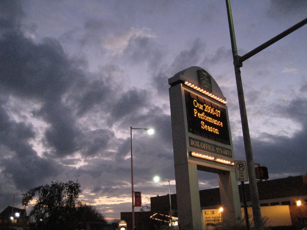 Alys Stephens Center