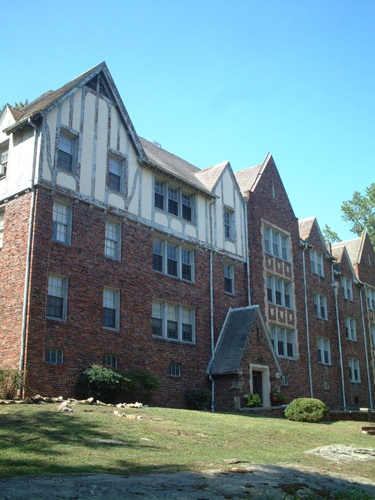 Mountain Brook Apartments