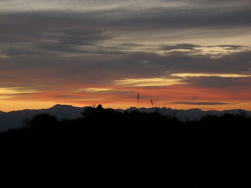 Galiuro sunrise from Oracle