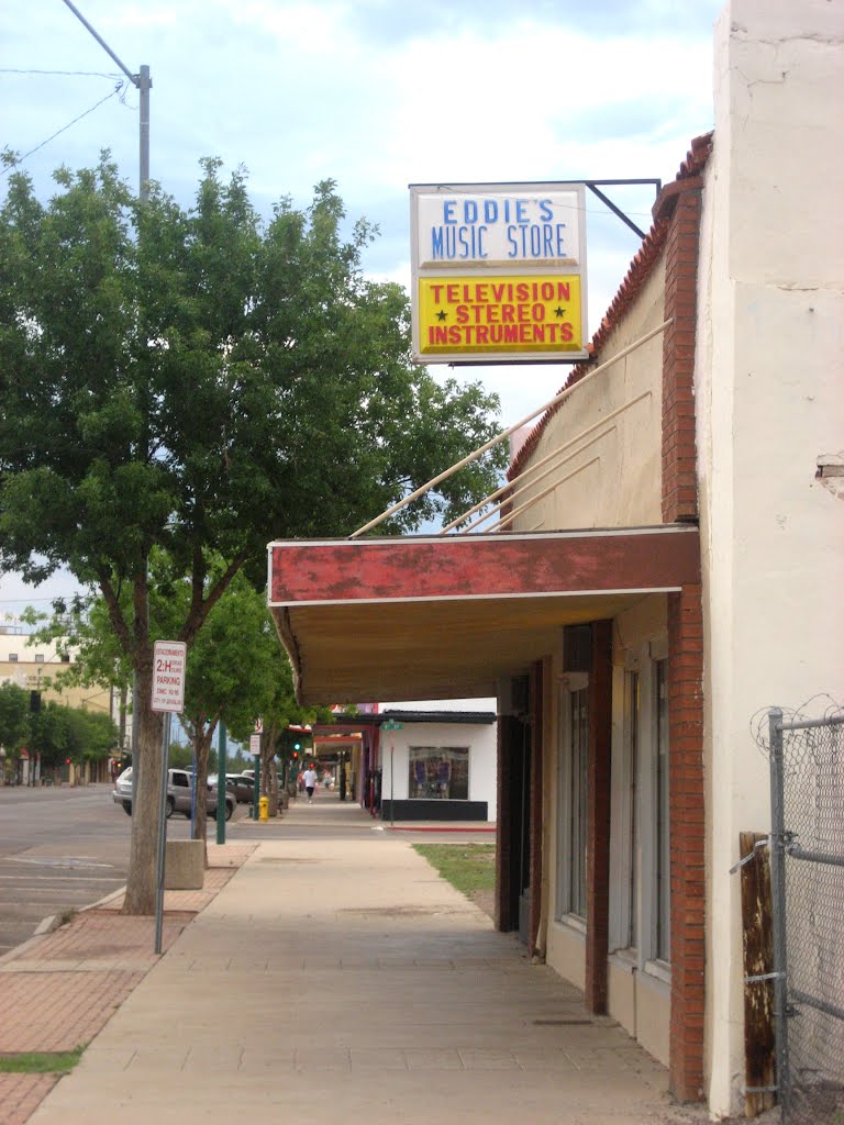 Eddies Music Store, Douglas, Arizona