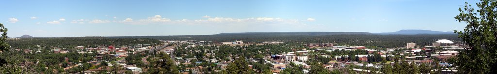 Flagstaff Arizona / Canon Rebel XT / Panorama Factory