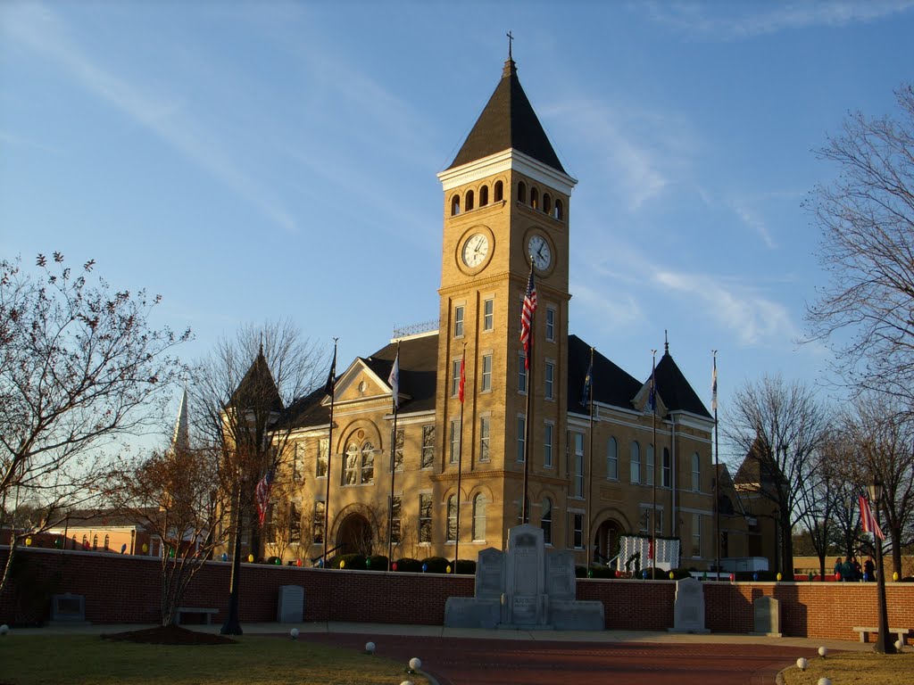 Saline County Arkansas Courthouse in Benton
