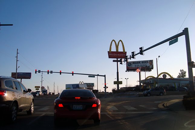 Jonesboro, Highland Dr & Caraway Rd, AR