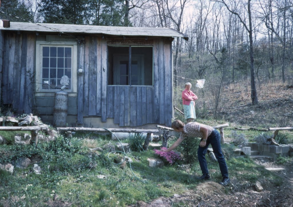 Aunt Martha and Cousin Jon - 1974 (D27A)