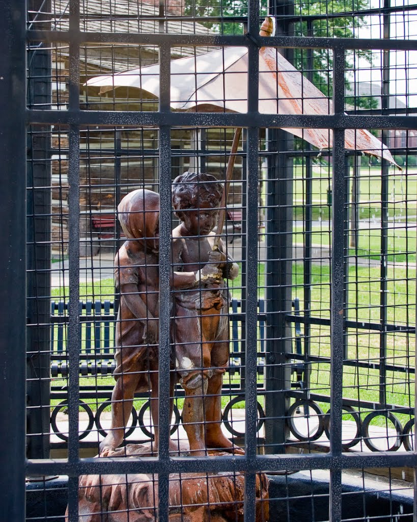 Boy and Girl Fountain - Mena, AR