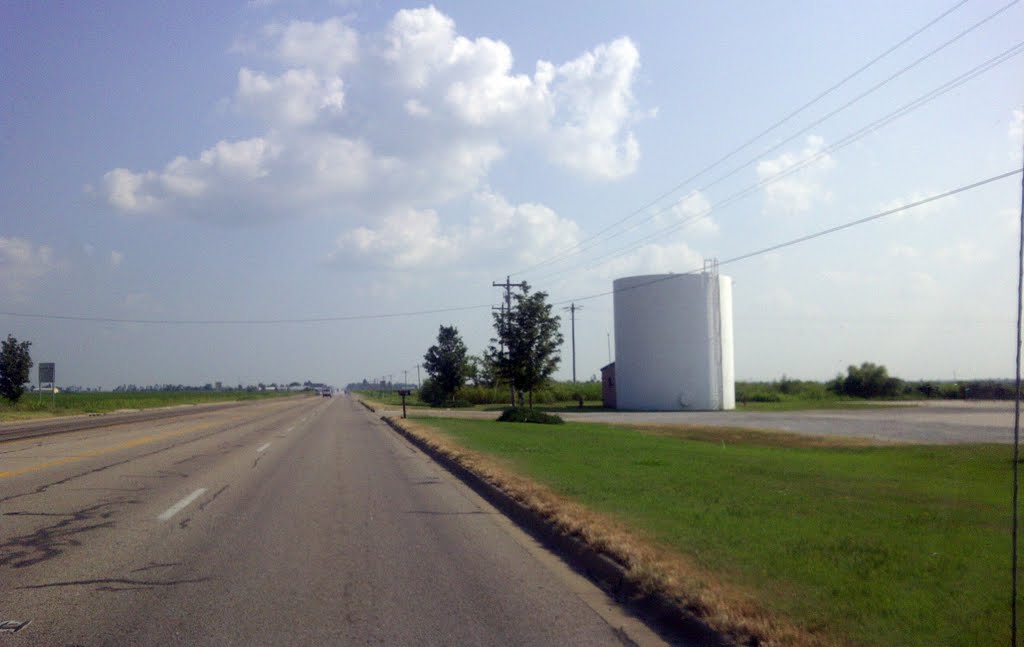 2011, Pocahontas, AR, USA - along St route 67