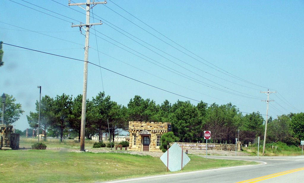 FORT CHAFFEE - ENTRANCE
