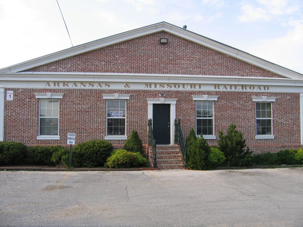 Arkansas & Missouri Railroad Building