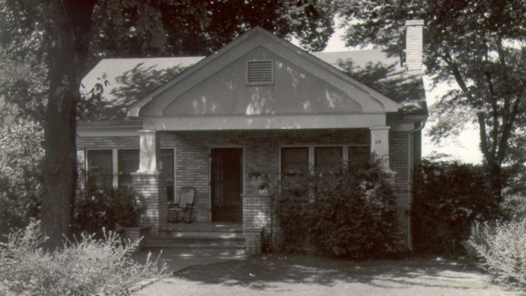 1930 - Duncan Avenue Bungalow