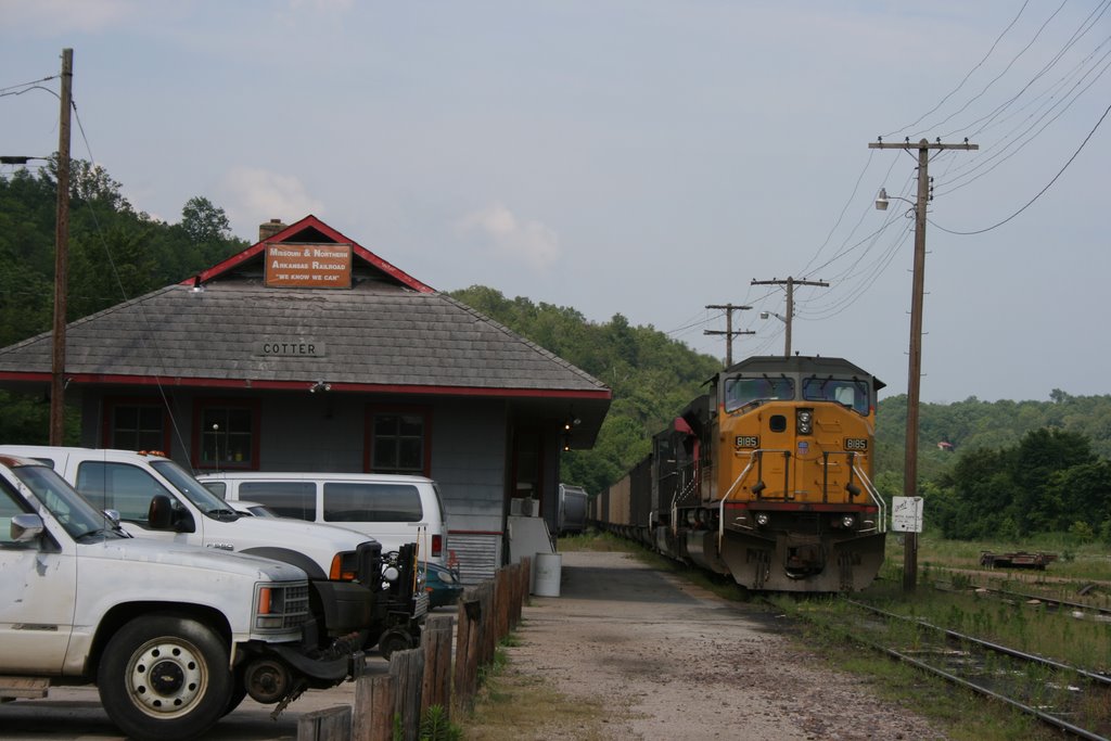 Cotter railroad station