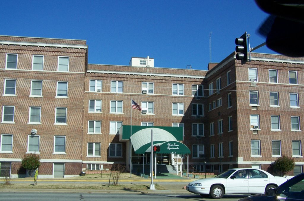MIDTOWN APARTMENTS - WAS ST EDWARDS MERCY MEDICAL HOSPITAL