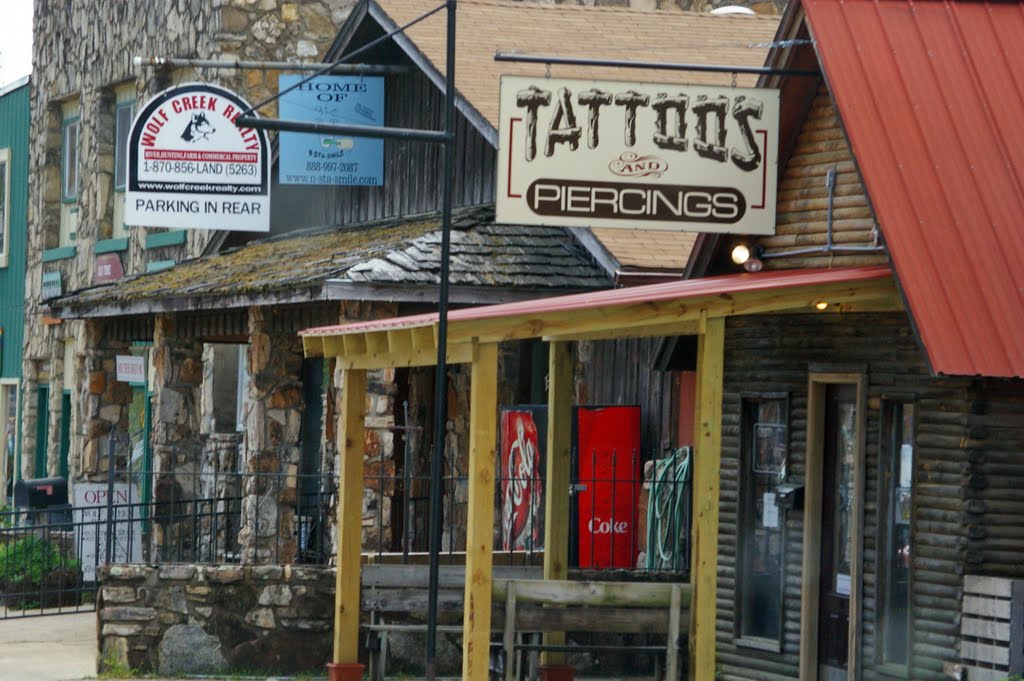 2010, Hardy, Ar, USA - tattos