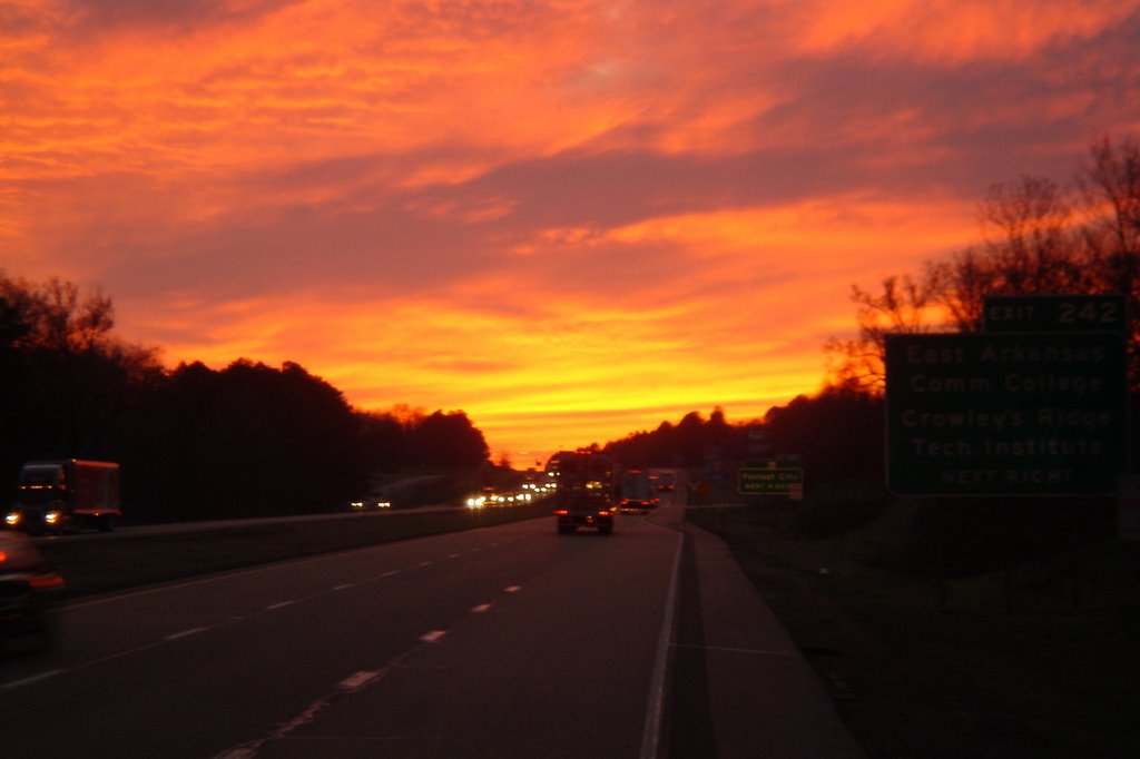 Sunset near Forrest City on I40