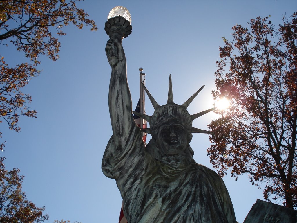 Sherwood Statue Of Liberty