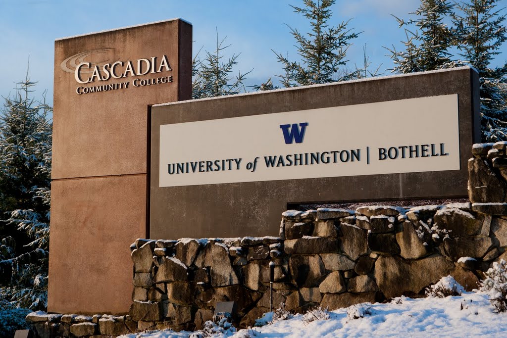 UW Bothell and Cascadia CC entrance on Beardslee Boulevard