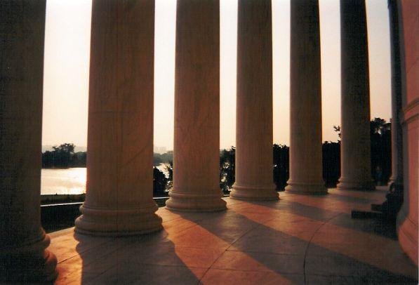 Jefferson Memorial Washington DC / Kodak 35 mm Disposable 1999