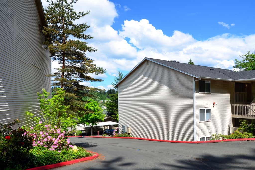 Cedar Heights Apartments, Kirkland, WA