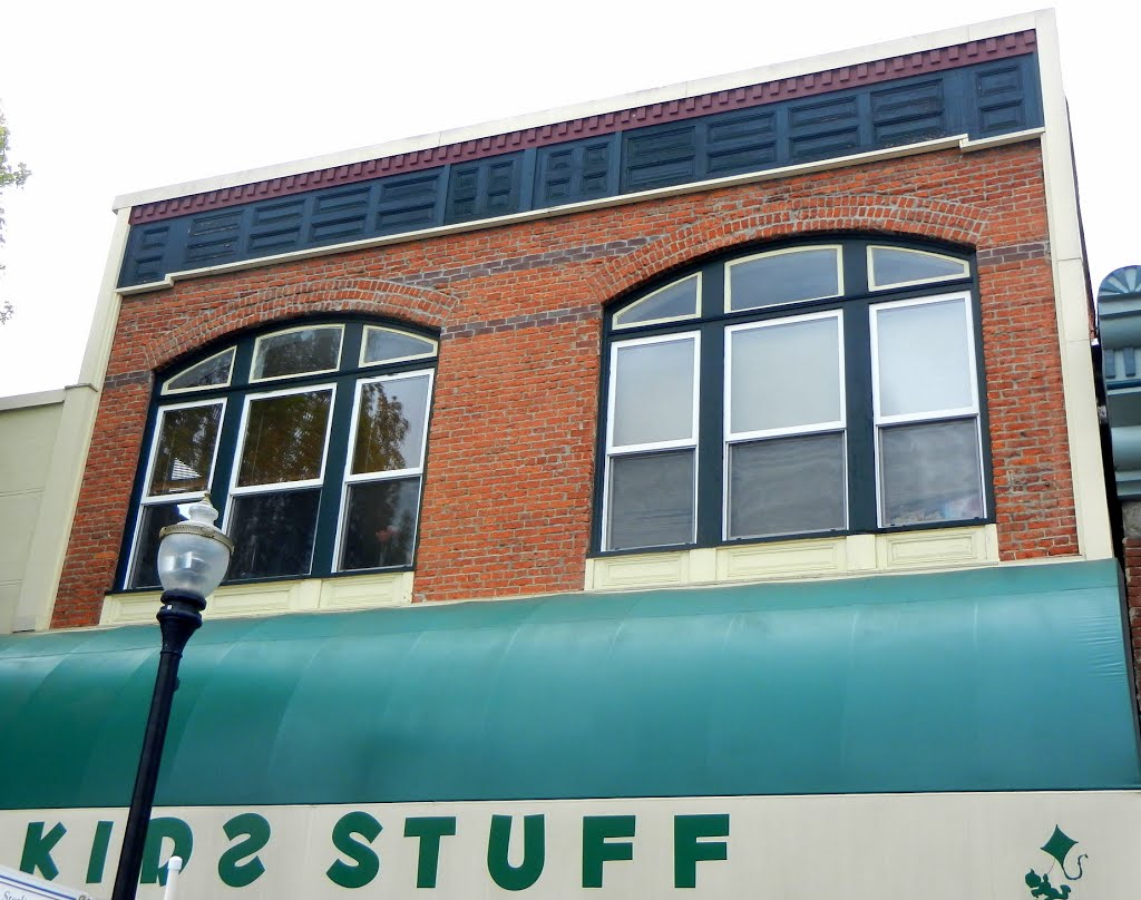Kids Stuff 410 S 1st St, Mt Vernon, WA