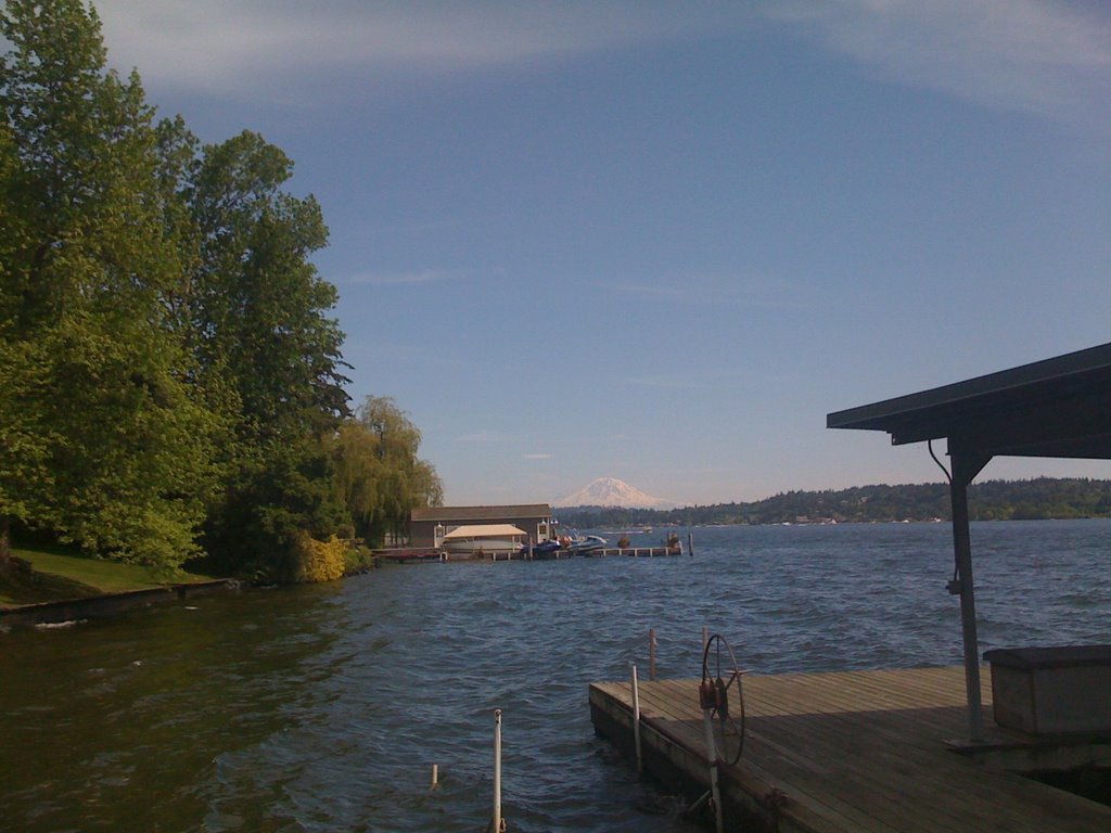 Lake Washington and Mt. Rainier from Medina