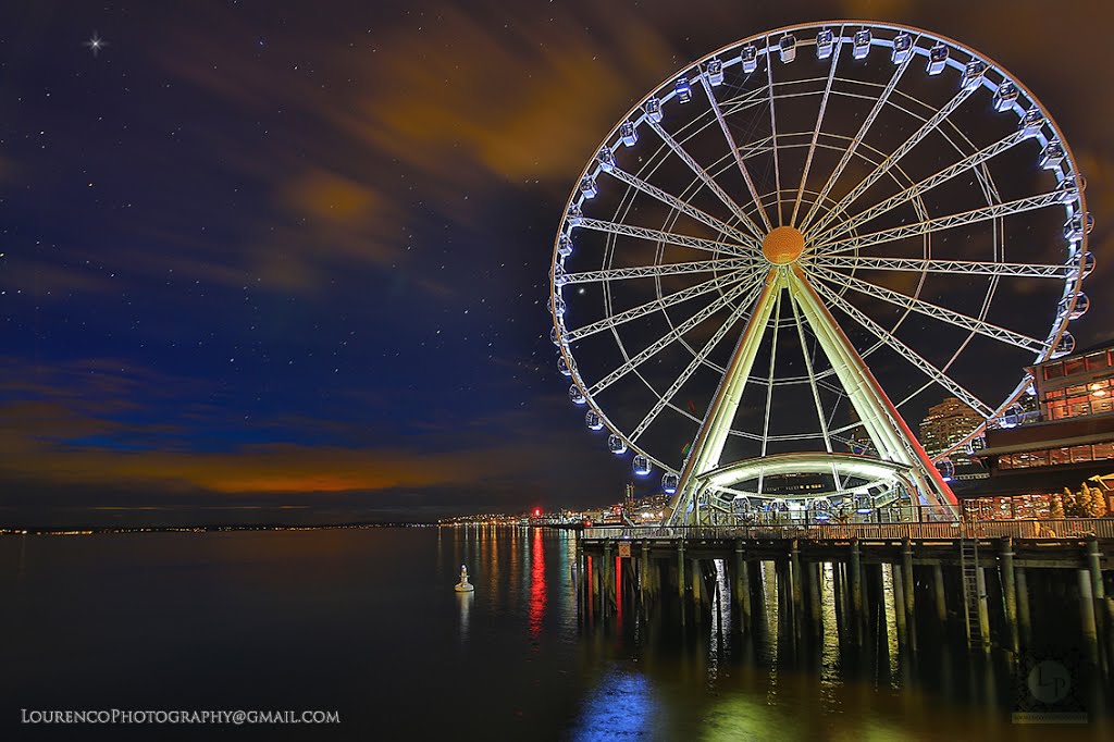 Seattle Ferris Wheel Pier 57