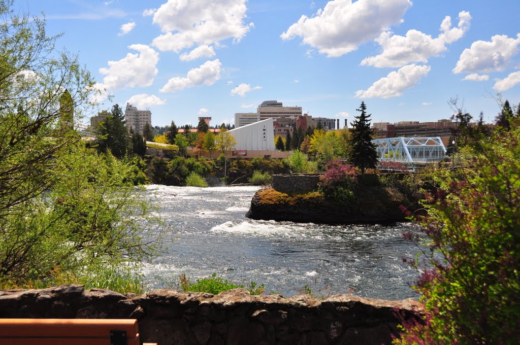 Riverfront Park, view across the river