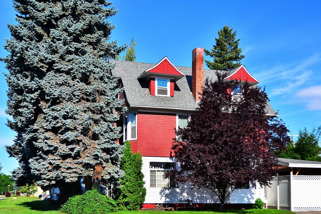 House on E Sharp Ave, Spokane, WA