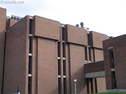UVM Campus building
