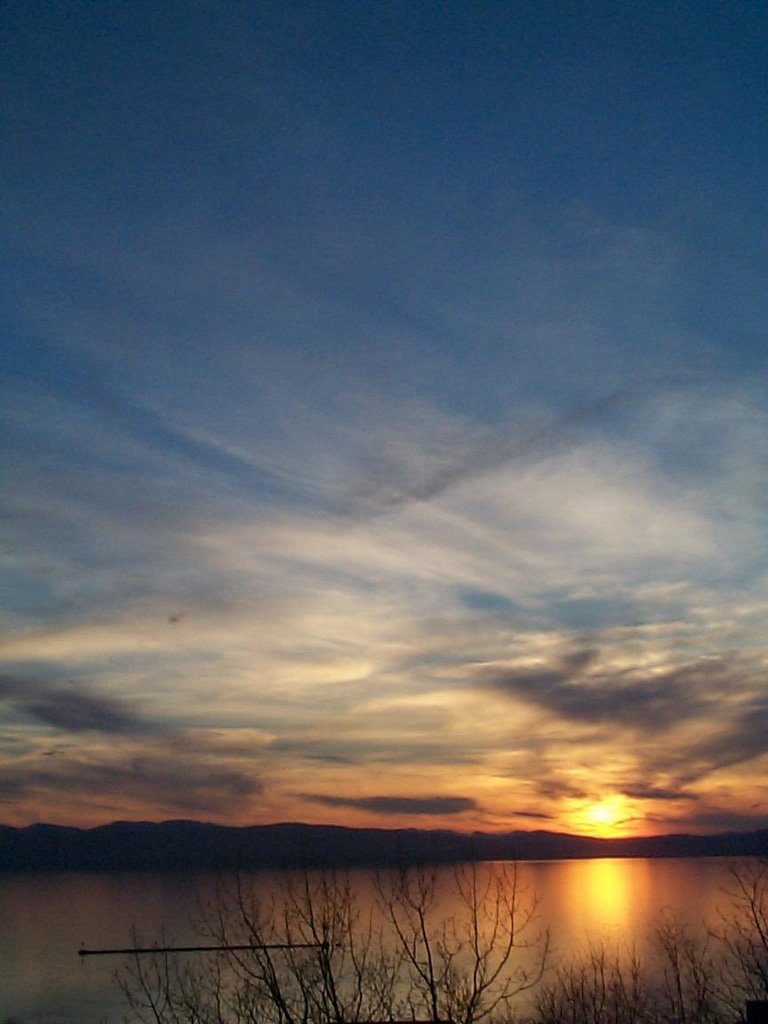 Sunset over the lake from Battery Park