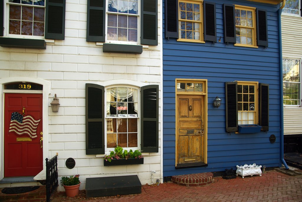 Old town Alexandria houses