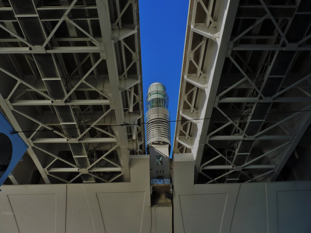 Woodrow Wilson Memorial Bridge