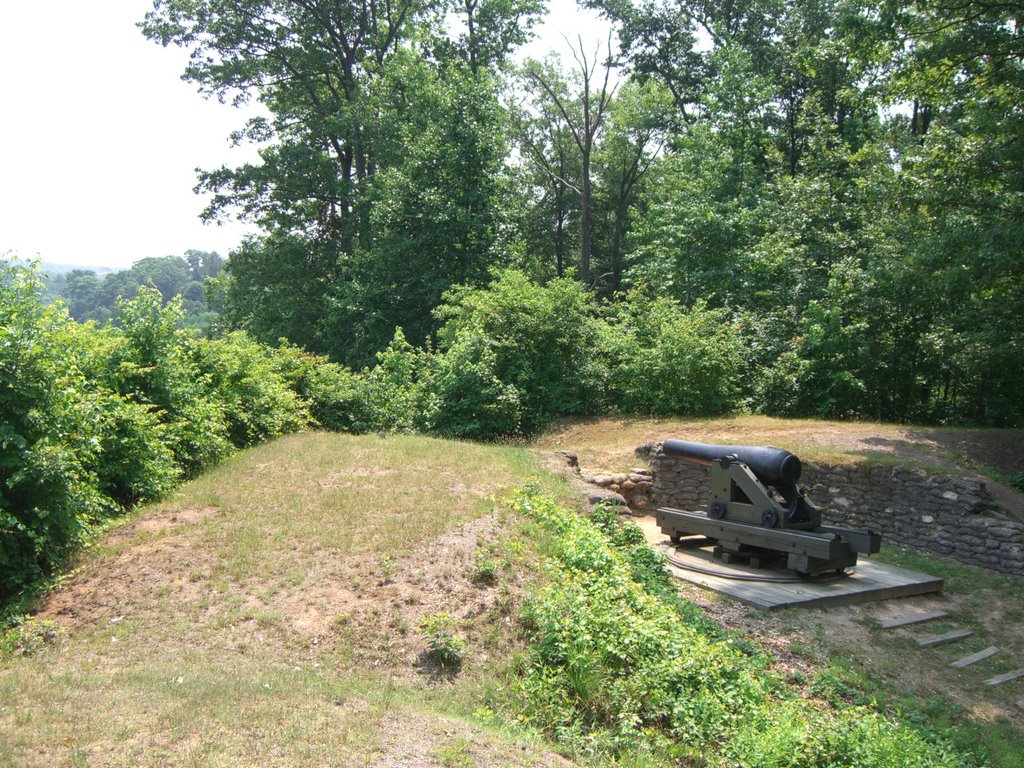 Cannon at Drurys Bluff Battle Field