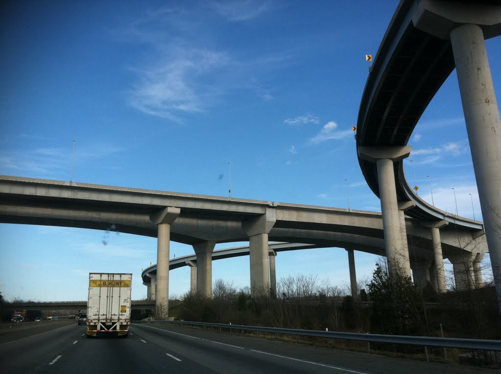Turnoff for 895 east