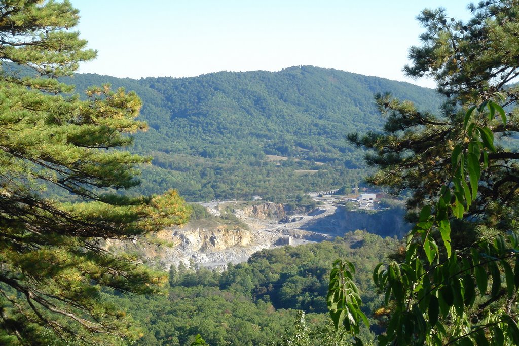 The Quarry Overlook