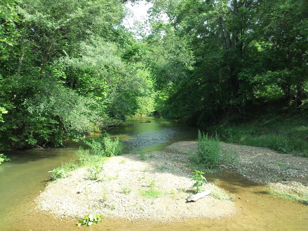 Creek near Vinton