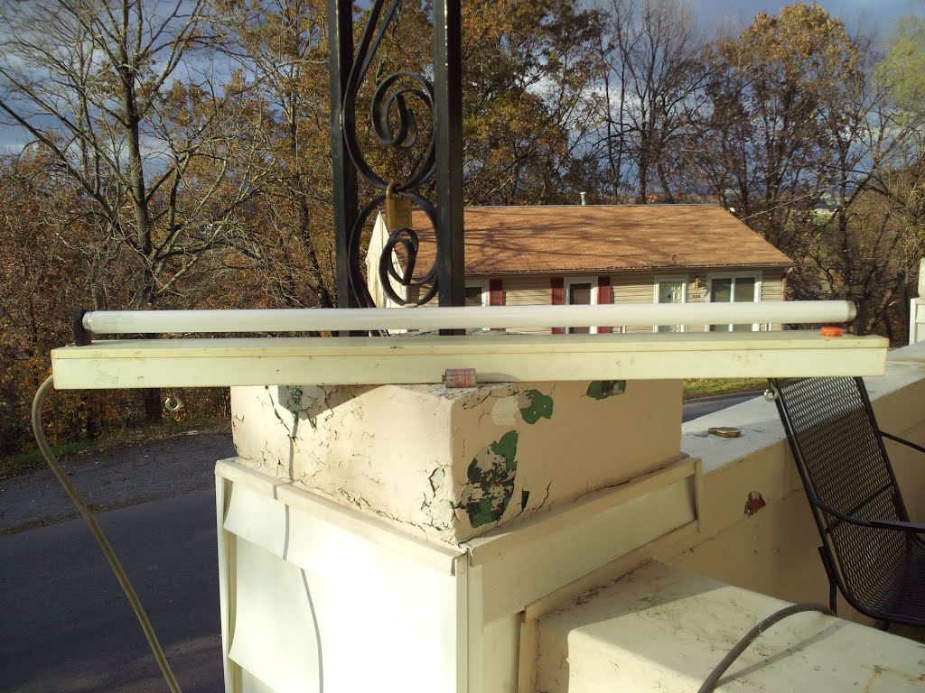 F30T8 Light fixture