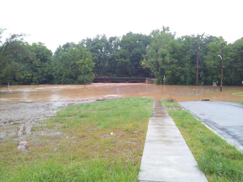 Flood at Walnut in Vinton
