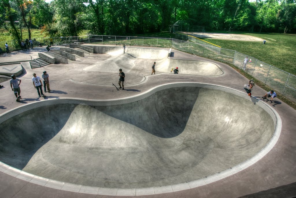 lytbox: Woodbridge Skatepark 1