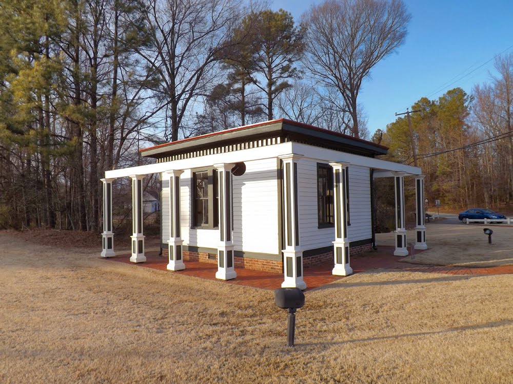 The Lone Remnent of Forrest Lodge, Henrico County, VA