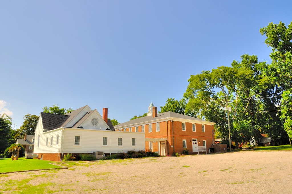 VIRGINIA: YORK COUNTY: YORKTOWN: Yorktown Baptist Church, 237 Nelson Street rear view