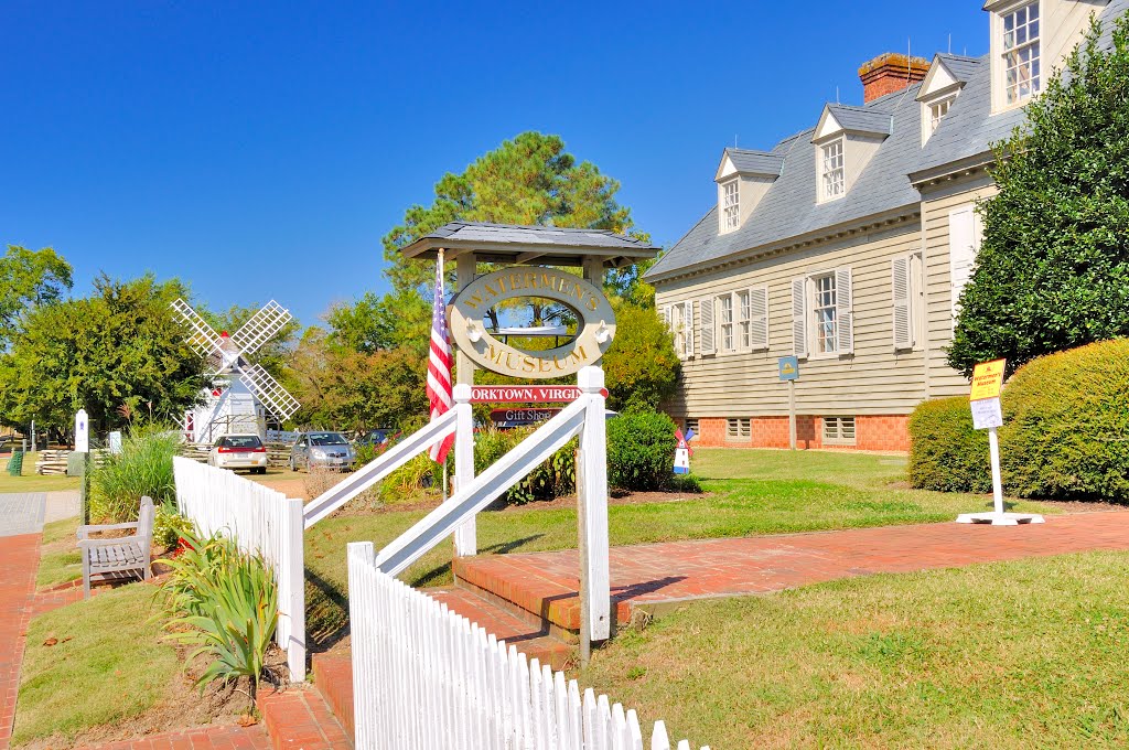 VIRGINIA: YORK COUNTY: YORKTOWN: Watermens Museum, 309 Water Street road sign