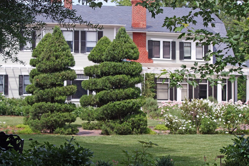 Bicentenial House