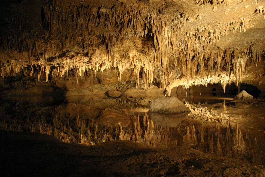 Underground Lake at Luray Caverns